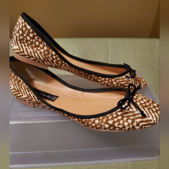 Steven by Steve Madden flats. Size 8 - Picture 4 of 8